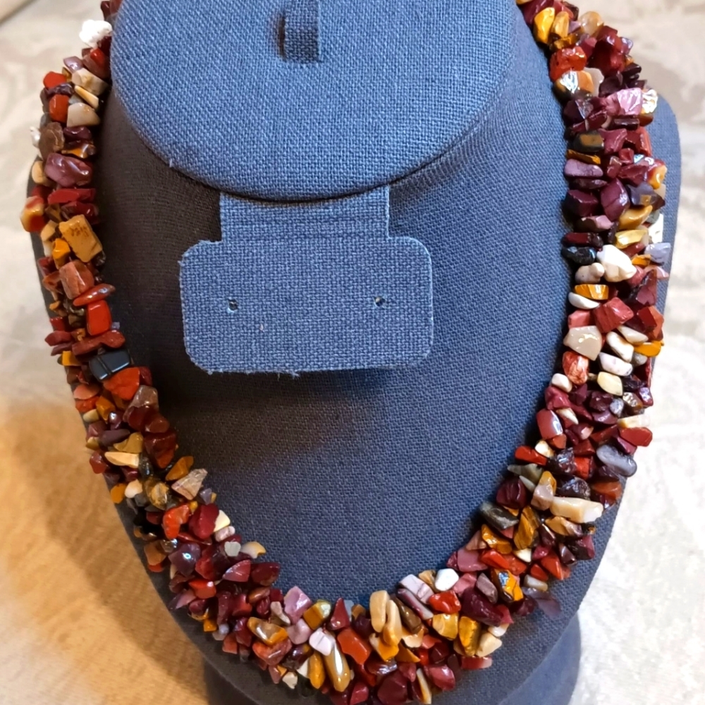 MOOKAITE NECKLACE